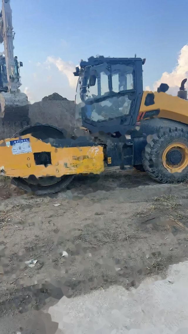 LiuGong CLG6622E(单驱)