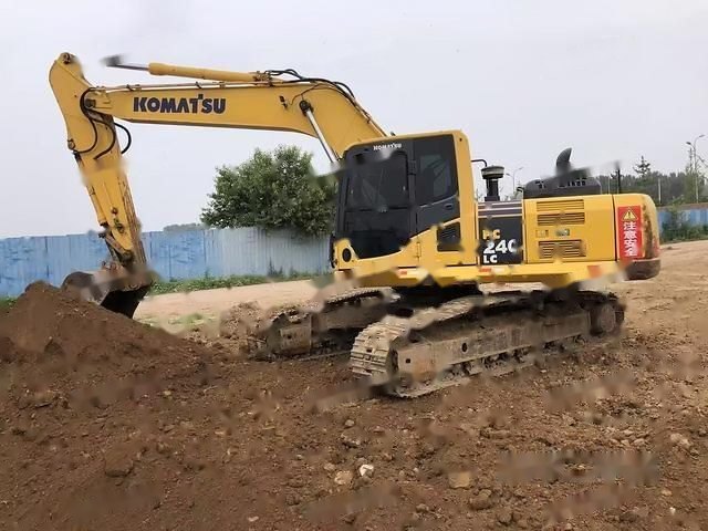 Komatsu PC240LC-8M0
