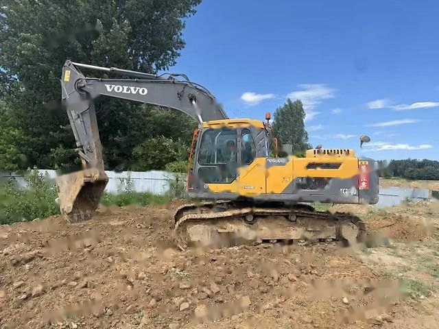 Volvo EC240CL清道夫