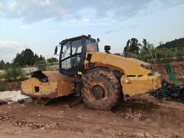 LiuGong CLG6626E(双驱)