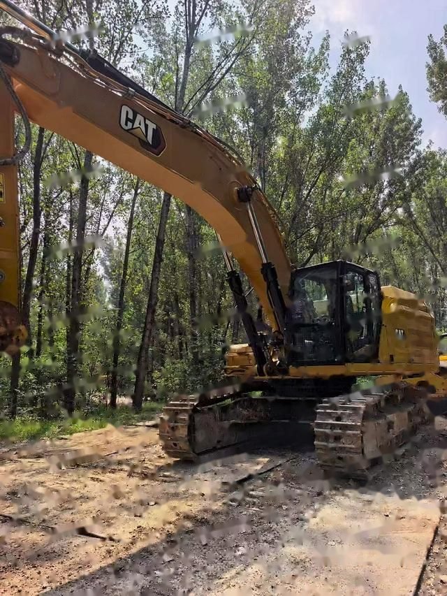 Caterpillar 新一代CAT®352