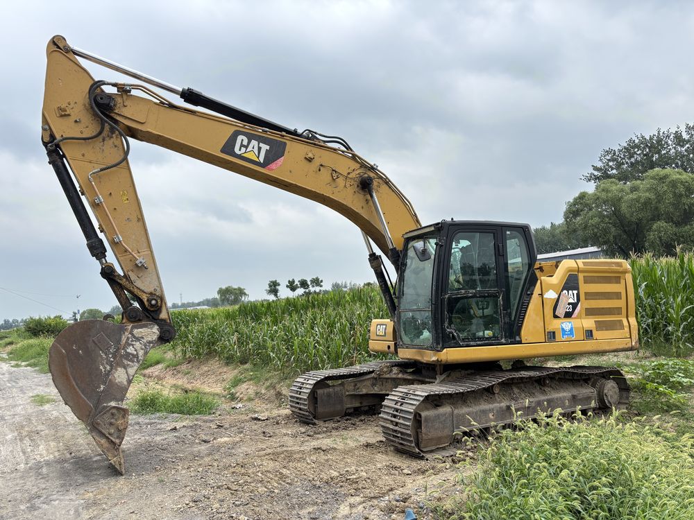 Caterpillar 323