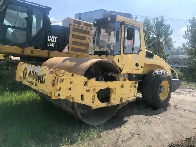 BOMAG BW220D-40