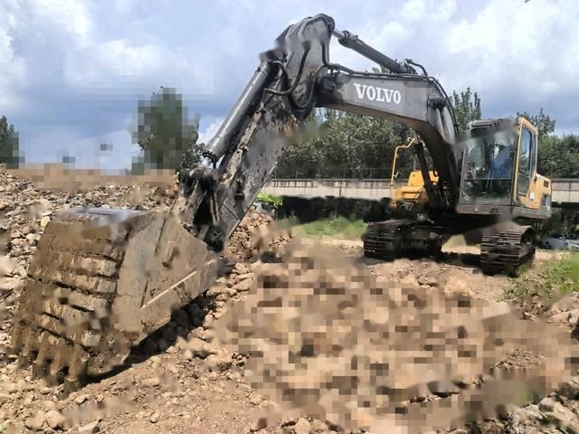 Volvo EC210D