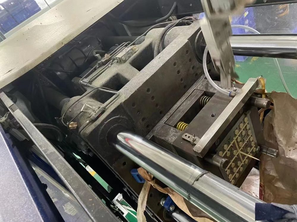 Haitian 转让工厂二代注塑机一批