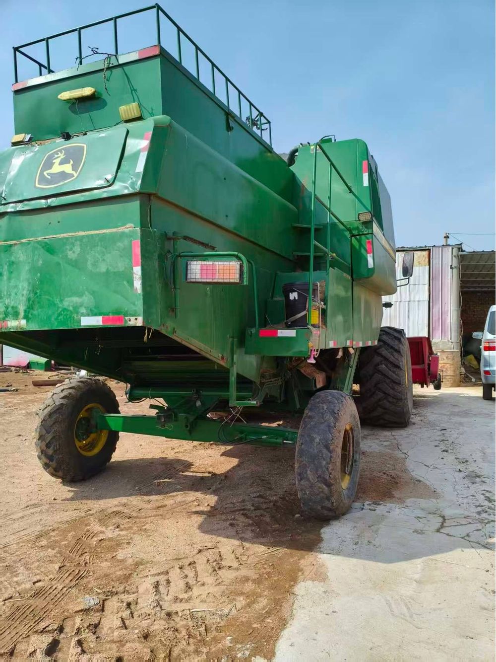 John Deere W230收割机